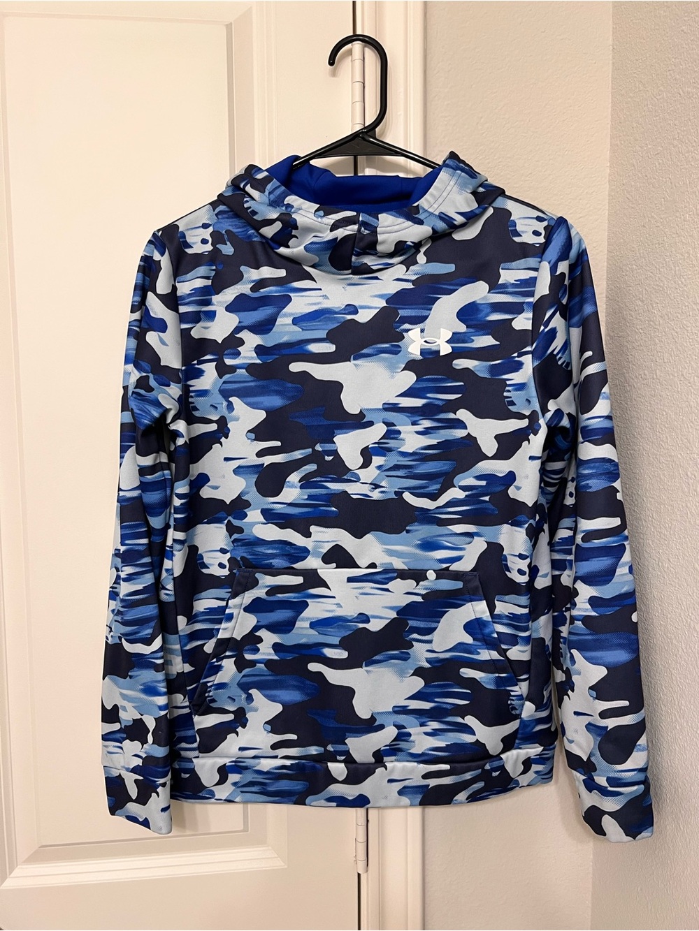 Under Armour Youth Blue Camo Swim Hoodie